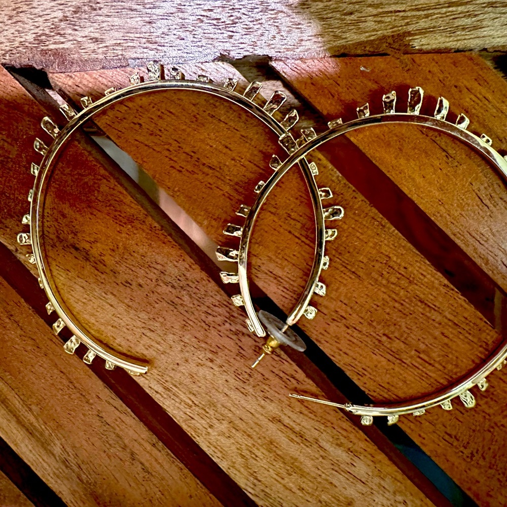 Kendra Scott large gold hoops